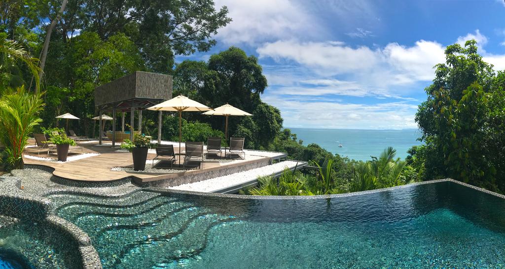 Makanda by The Sea